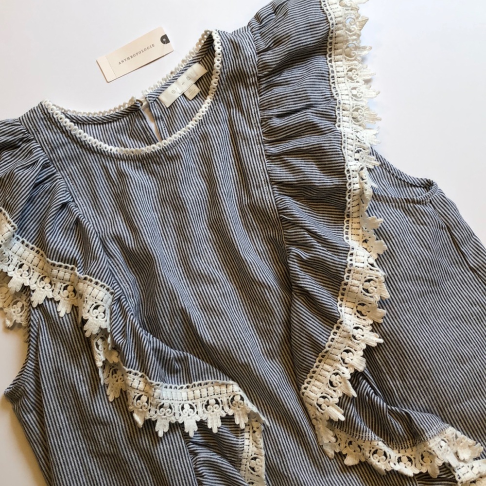 NWT Anthro Eri+Ali stripe/ruffle XL top 💜